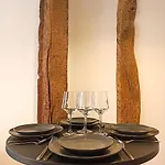 ホームステイ Basque Museum ビルバオ