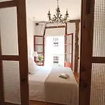 Homestay Basque Museum *