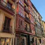 Проживание в семье Basque Museum Бильбао